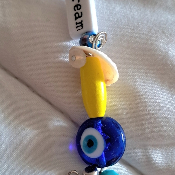 HANDMADE Colorful Beaded Necklace with Heart Pendant - Picture 6 of 8